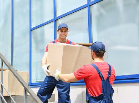 Preparation and packing checklist for a home move in Kensington