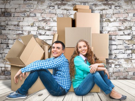 Moving van arranged for a student move near Kensington flats and residences