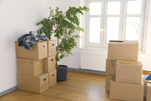 Safe Kensington Movers payments area showing protected checkout and accepted methods