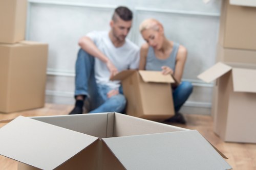 Furniture transport and local moving truck service in Kensington