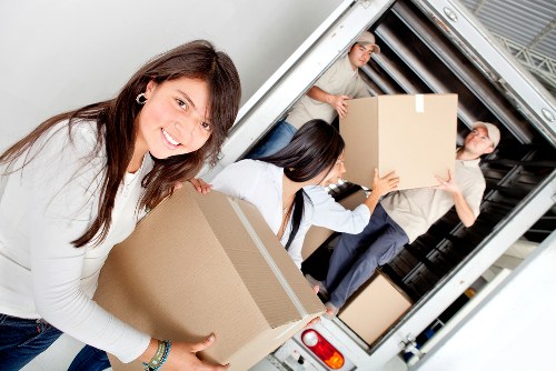 Transparent estimate sheet for a Kensington moving service quote