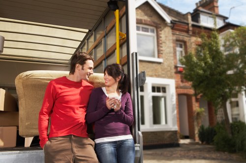 Local Kensington property move with careful access planning